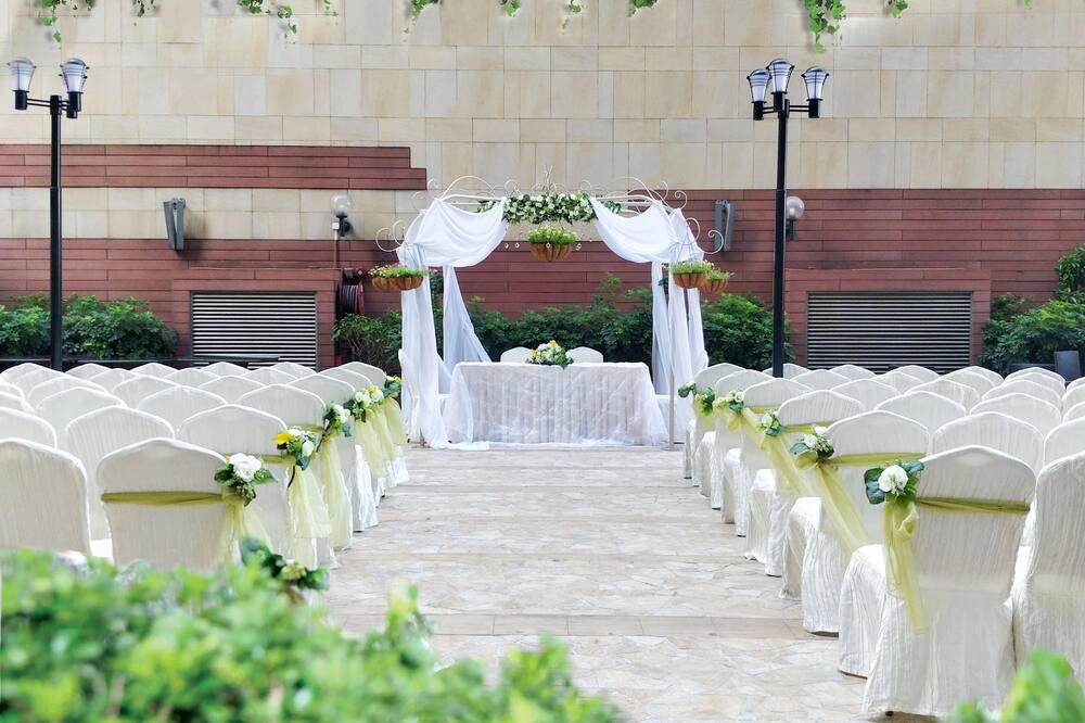 Banquet hall