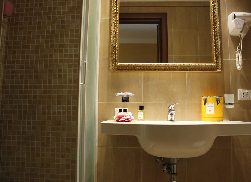 Bathroom Photo