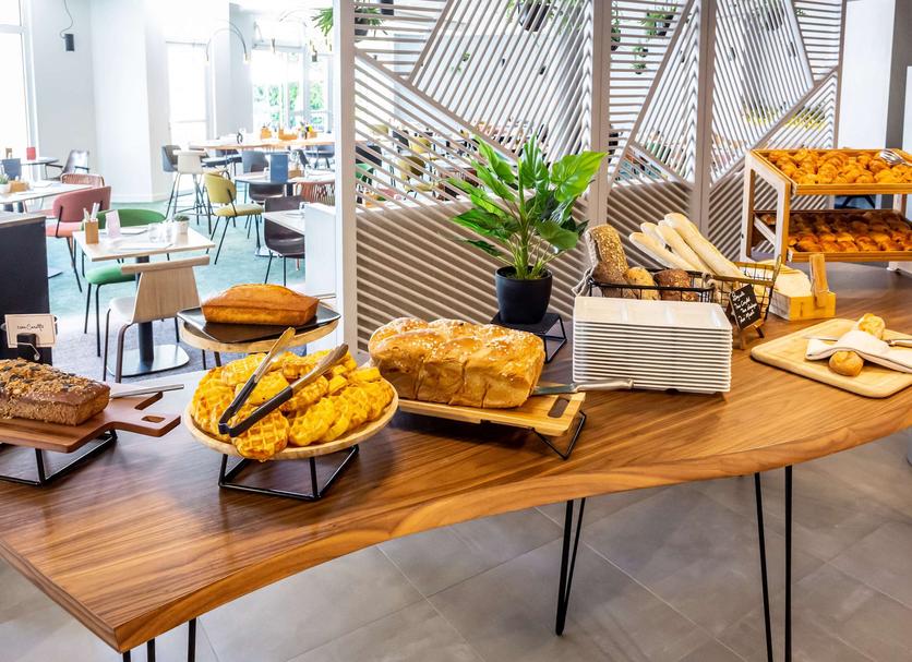 Buffet Photo