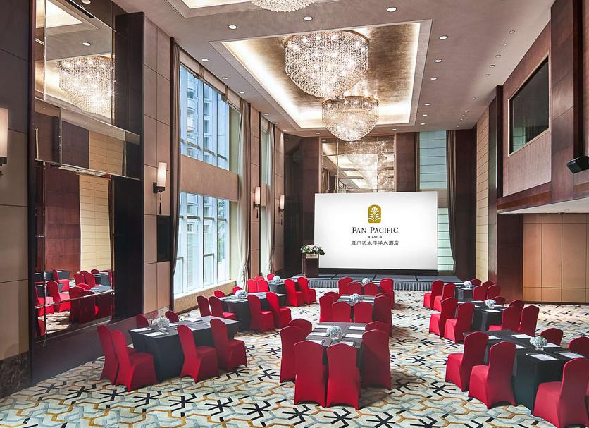 Banquet hall Photo