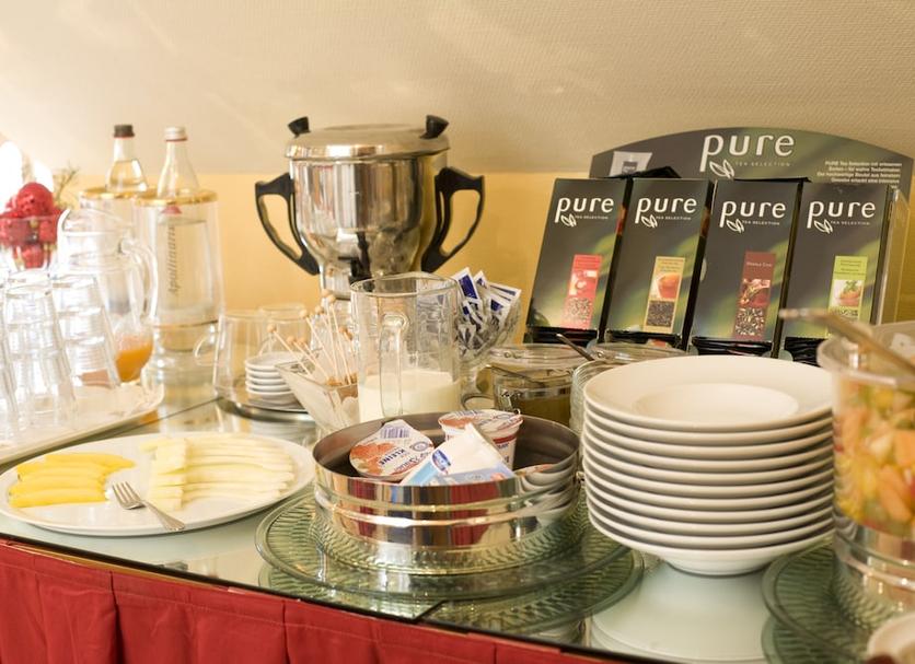 Buffet Photo