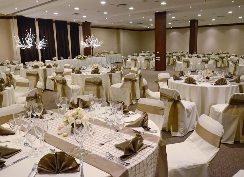 Banquet hall Photo