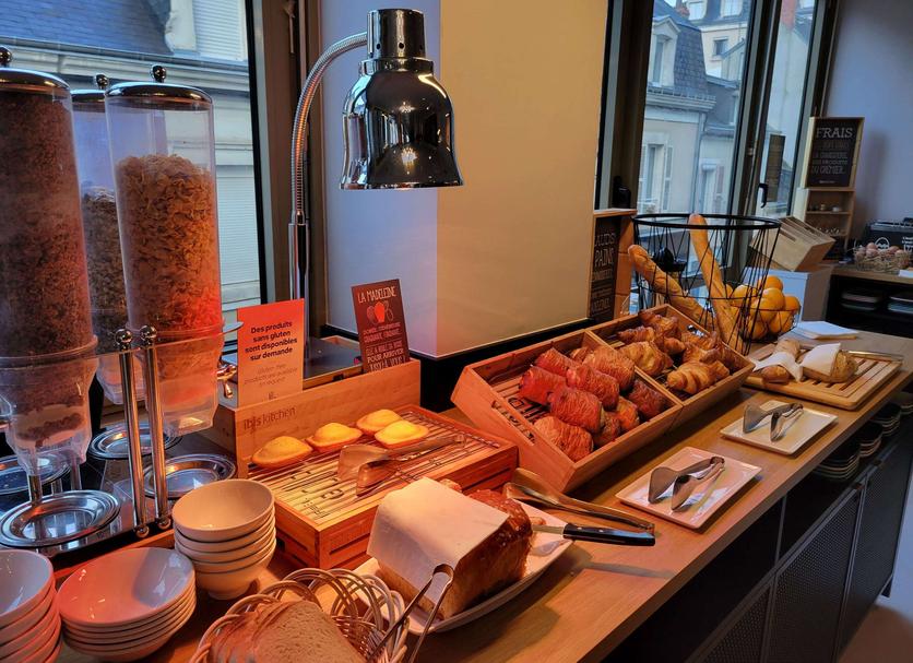 Buffet Photo