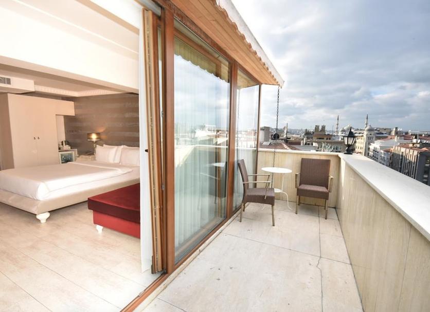 Balcony Photo