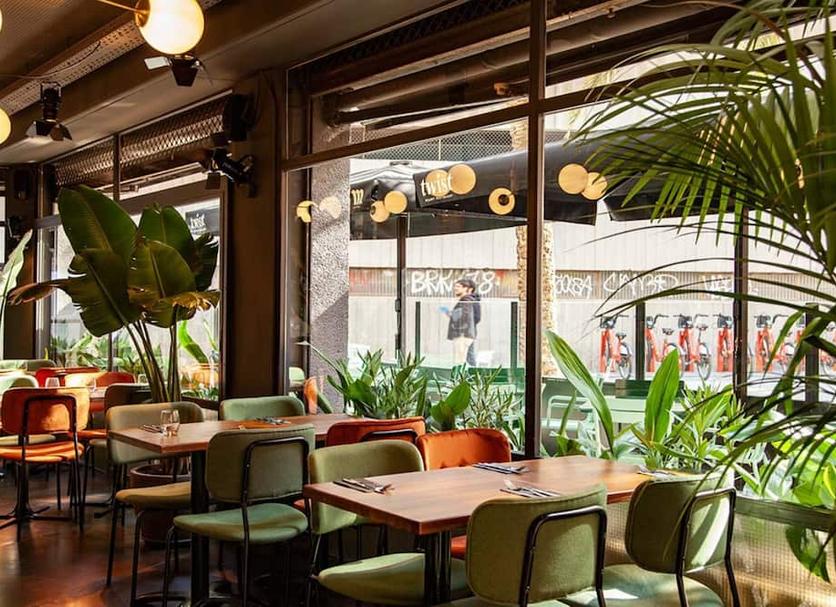 Restaurant Photo
