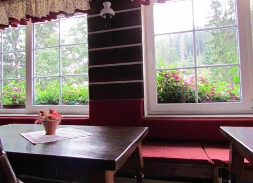 Dining room Photo