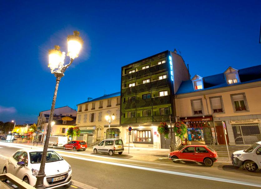 Building Photo