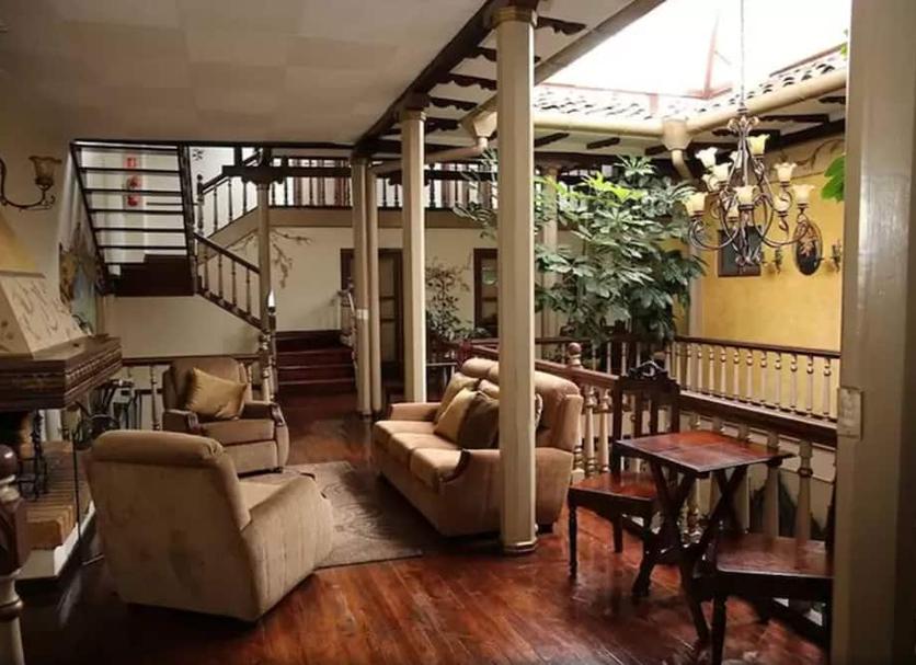 Lounge Photo