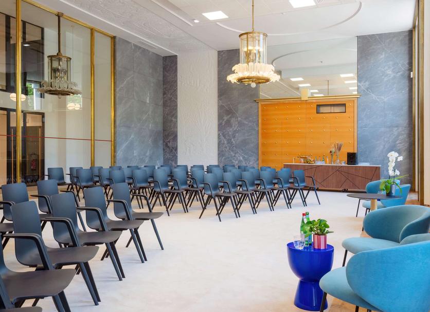 Conference room Photo