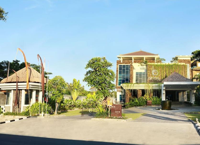 Building Photo