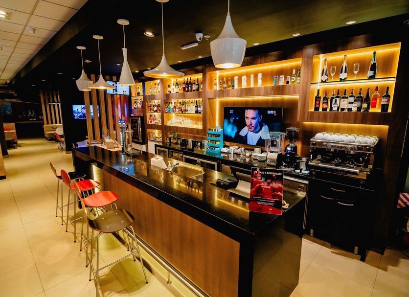 Bar Photo