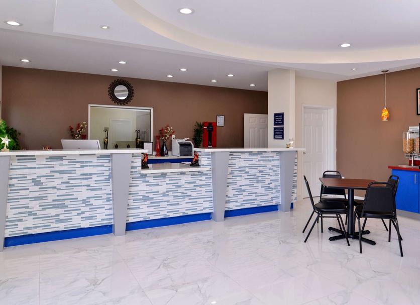 Front desk Photo