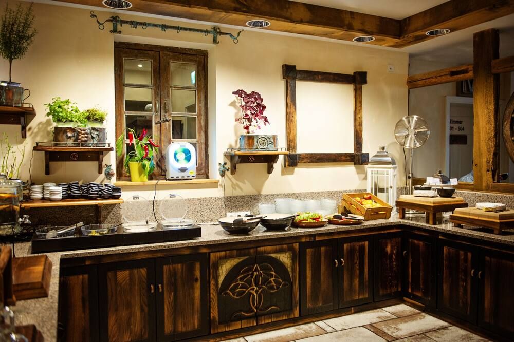Buffet Photo