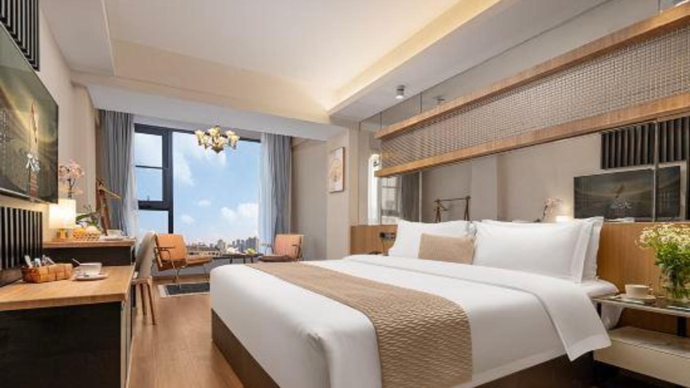 Lemon Hotel (Xi'an Bell and Drum Tower Huimin Street)