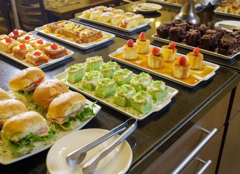 Buffet Photo