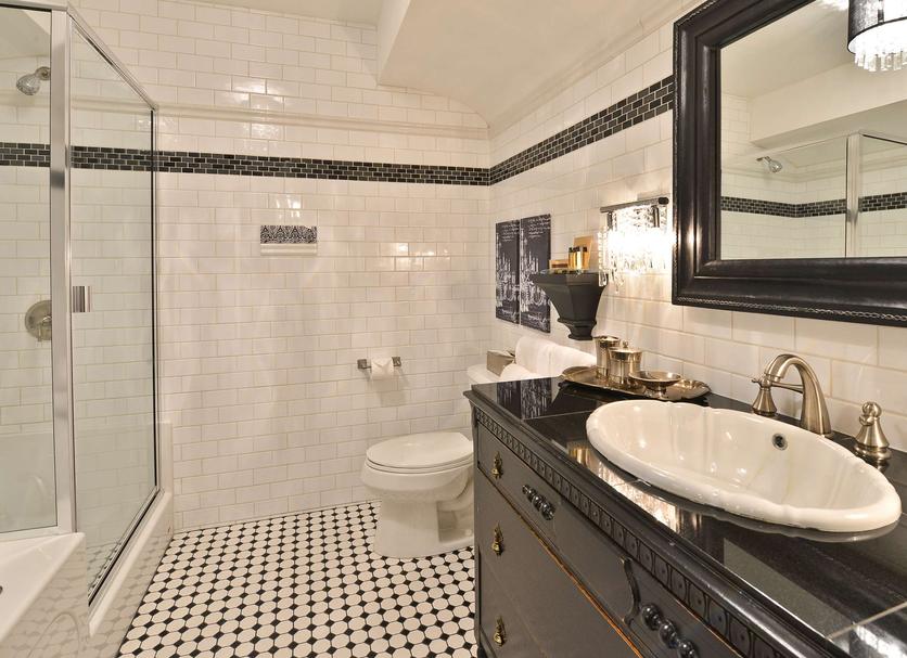 Bathroom Photo