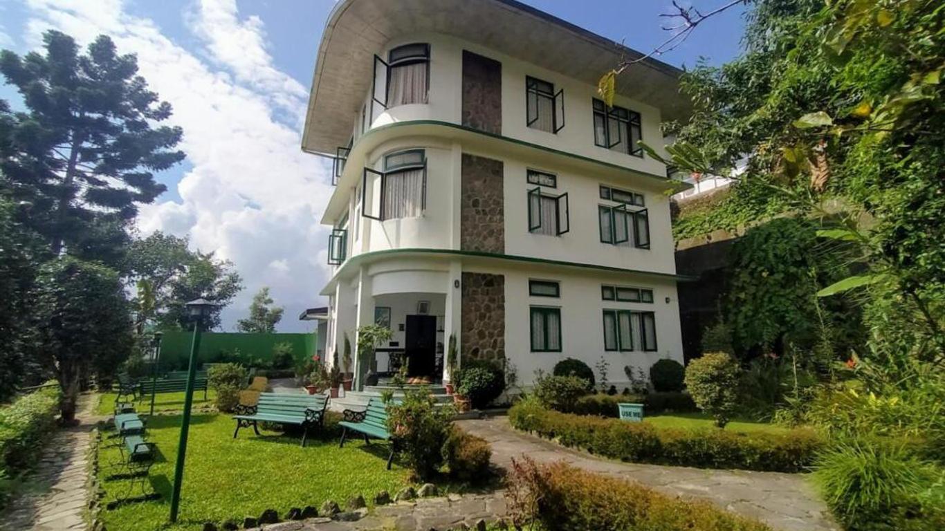 Rhenock House