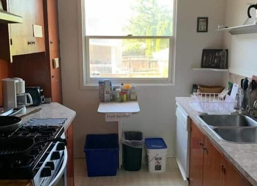 Kitchen Photo