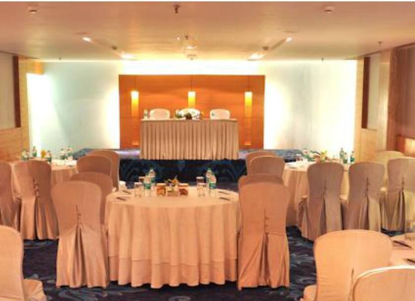 Banquet hall Photo