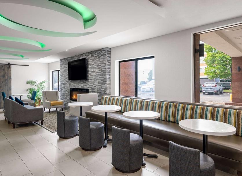 Lounge Photo