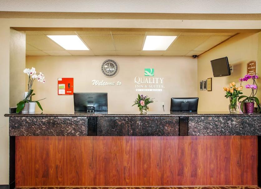 Front desk Photo