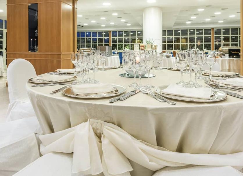 Banquet hall Photo
