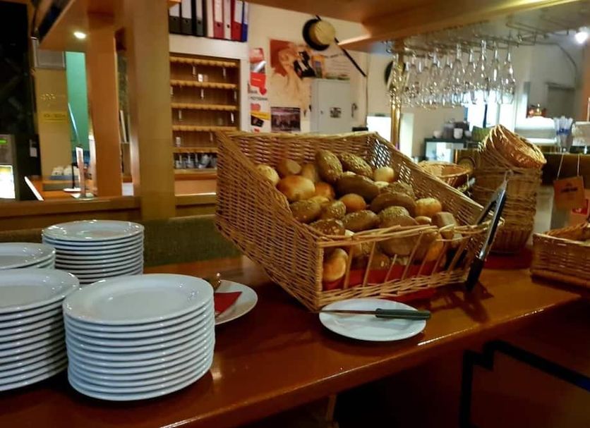 Buffet Photo