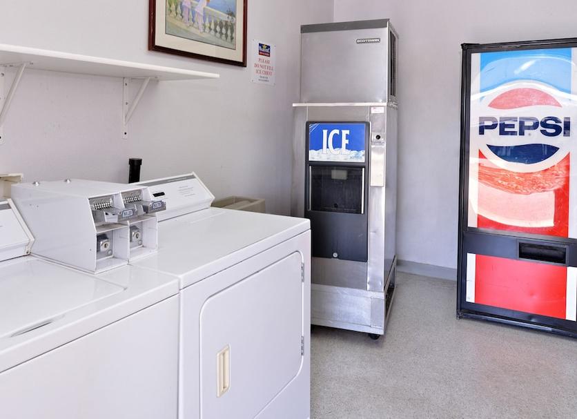 Laundry facility Photo