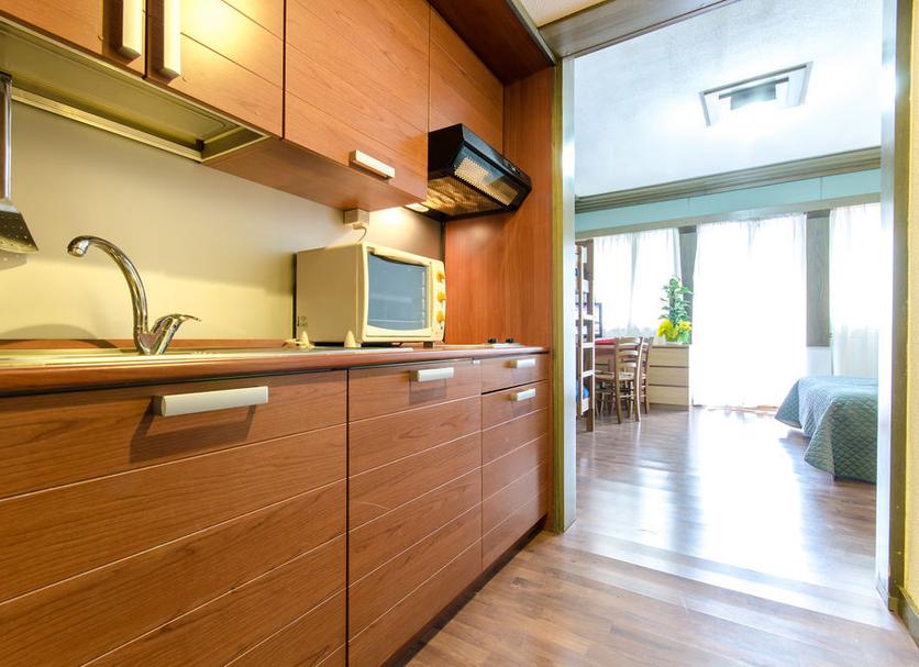 Kitchen Photo