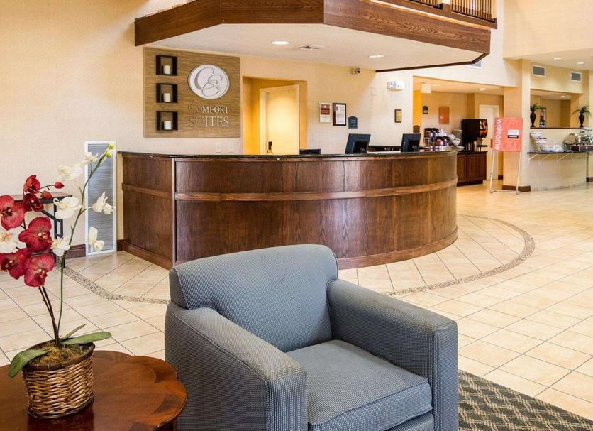 Front desk Photo