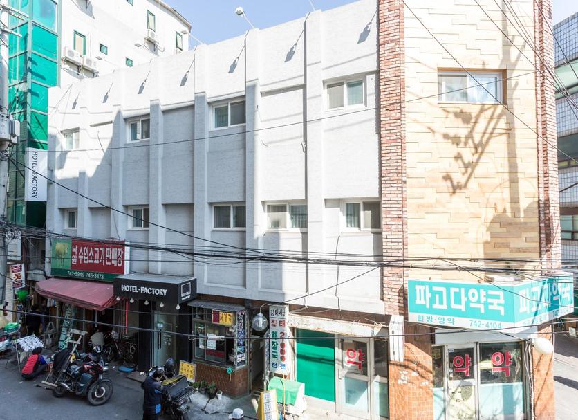 Building Photo