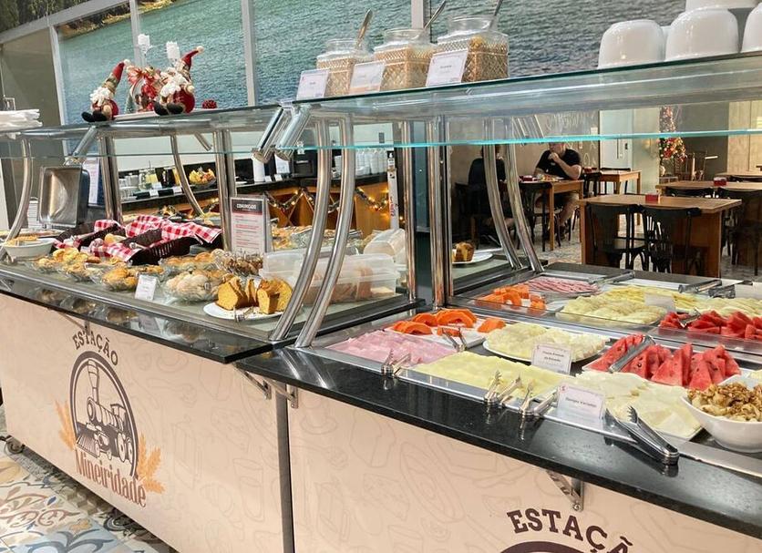 Buffet Photo