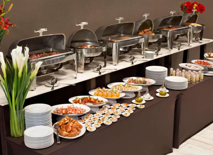 Buffet Photo