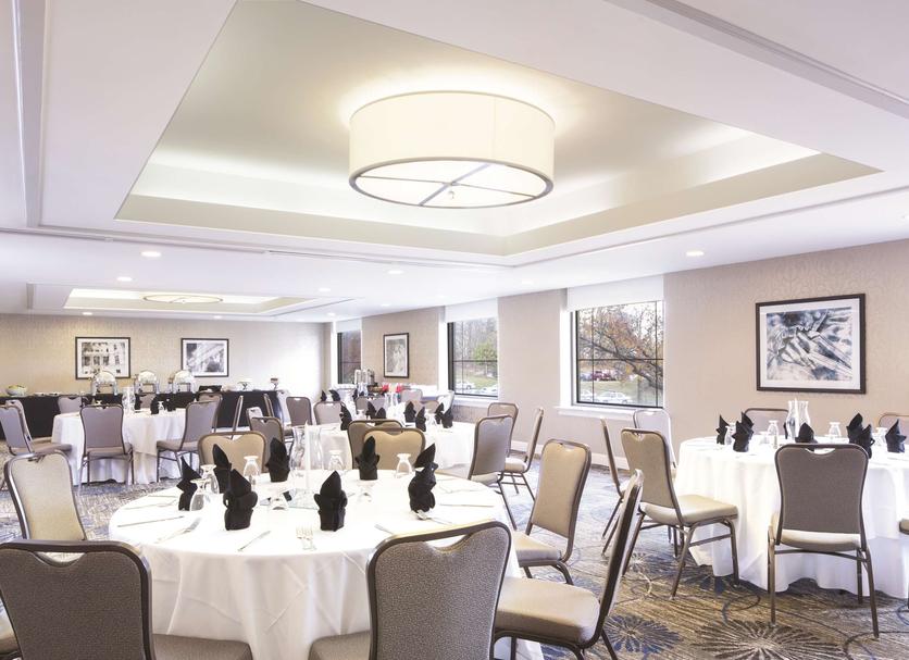 Banquet hall Photo