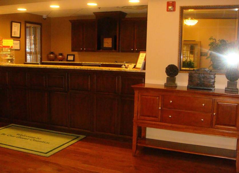 Front desk Photo