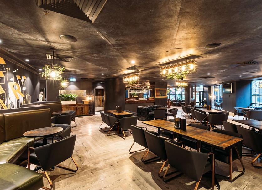 Restaurant Photo