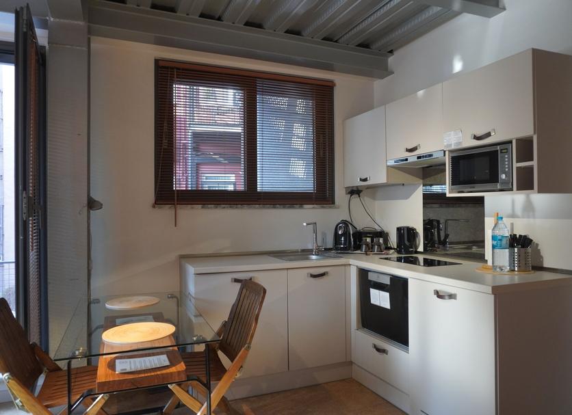 Kitchen Photo