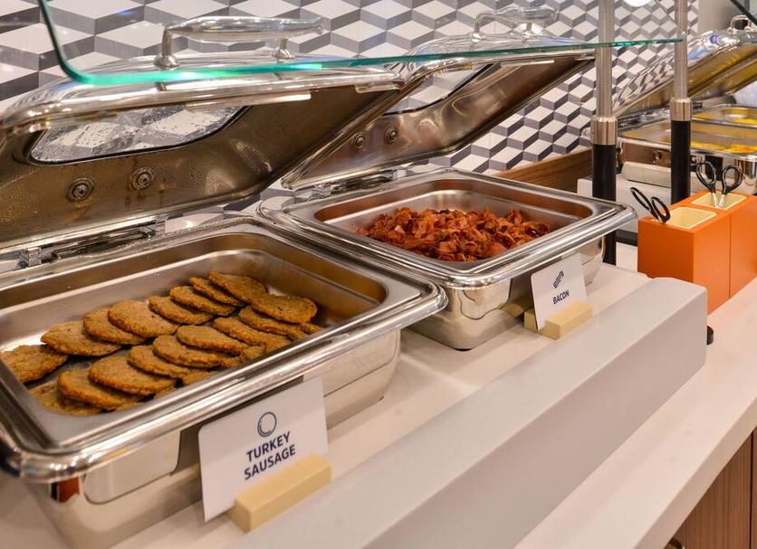 Buffet Photo