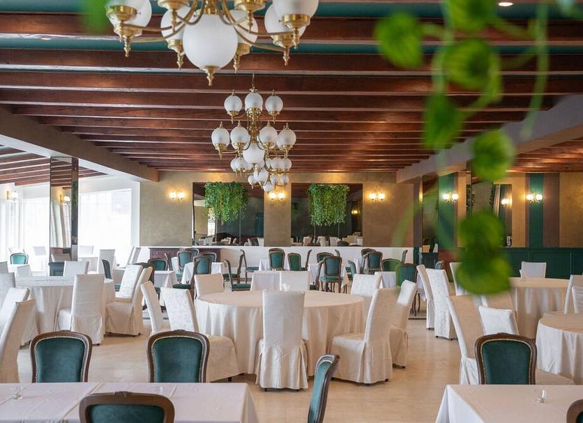 Banquet hall Photo