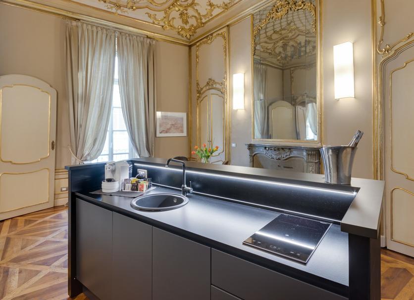 Kitchen Photo