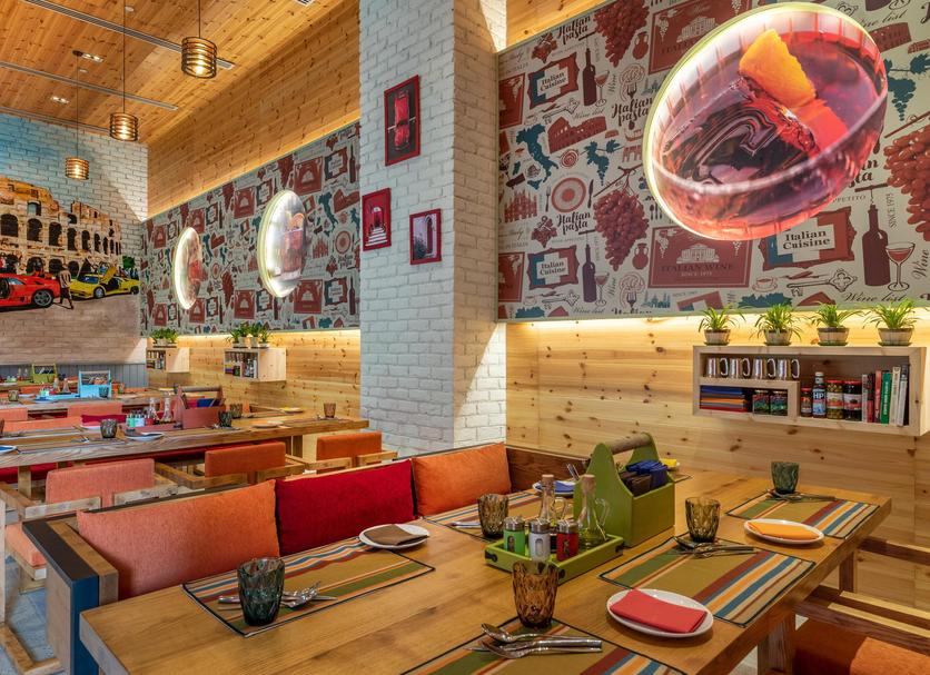 Restaurant Photo