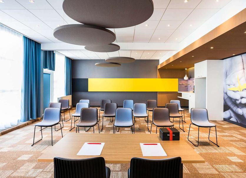 Conference room Photo