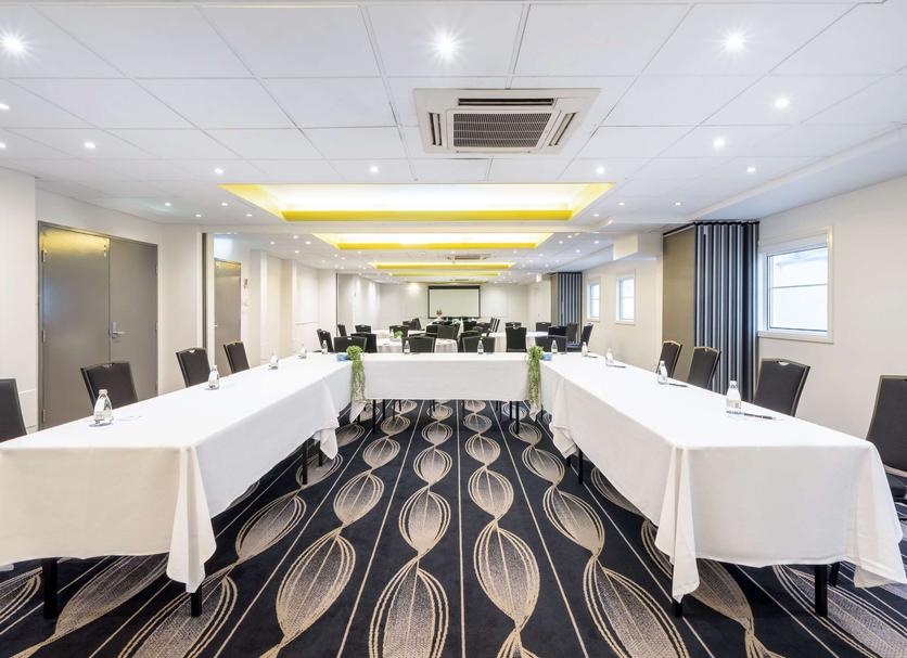Conference room Photo