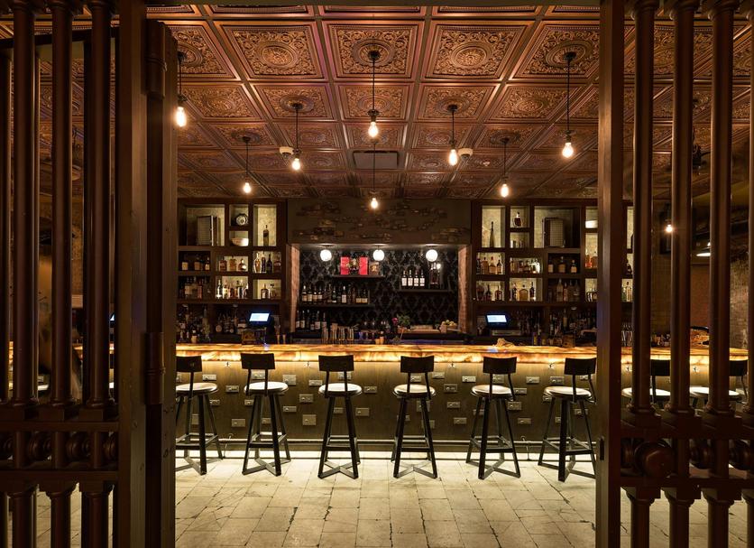 Bar Photo