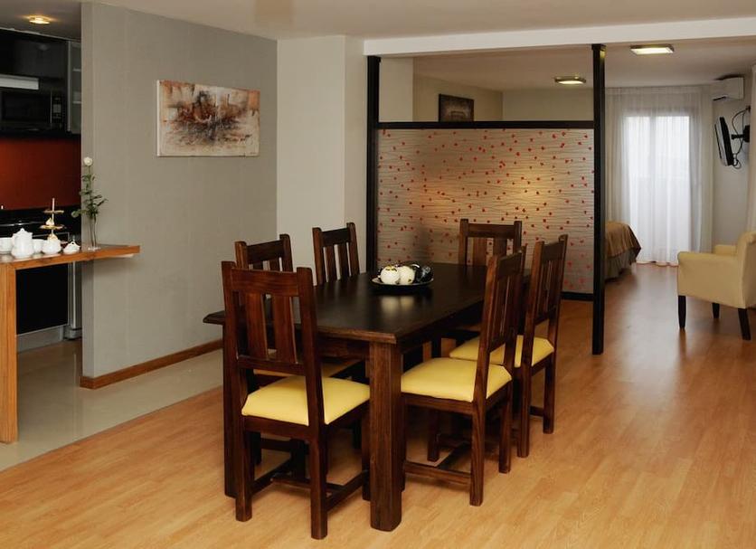Dining room Photo