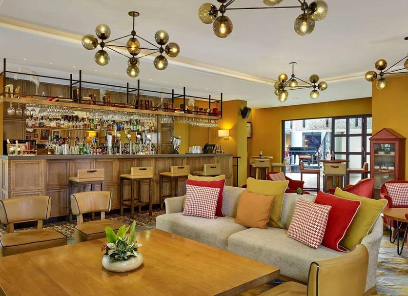 Bar Photo