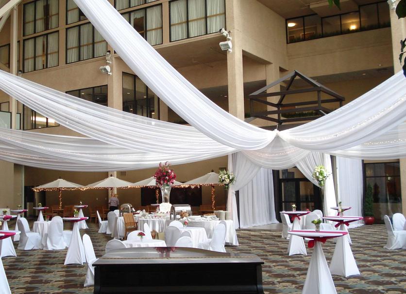 Banquet hall Photo