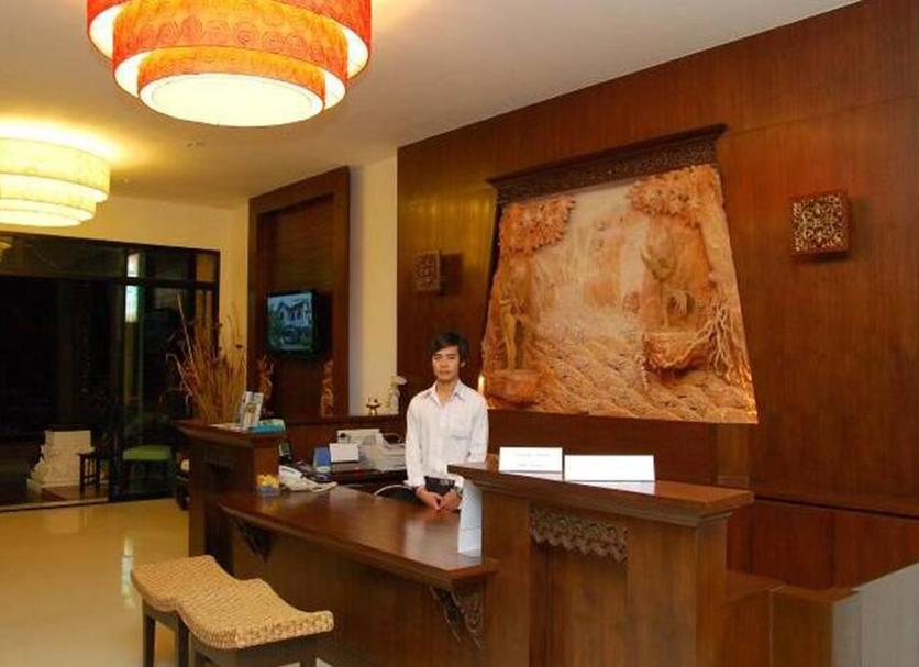 Front desk Photo