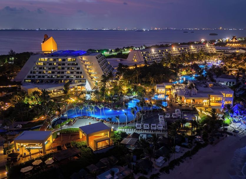 The Pyramid at Grand Oasis