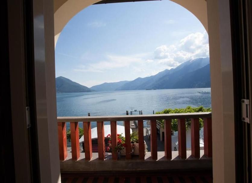 Balcony Photo